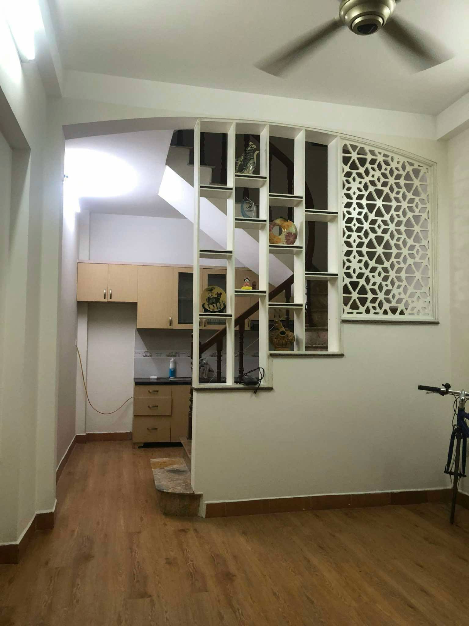 HOT!!! NHÀ PHỐ YÊN HOÀ - 1 NGOẶT VÀO ĐẾN NHÀ - GẦN PHỐ, GẦN XE - NGÕ THOÁNG, RỘNG - Ảnh 2